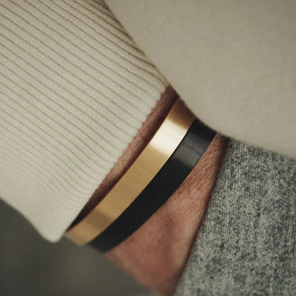 ENGRAVED BANGLE