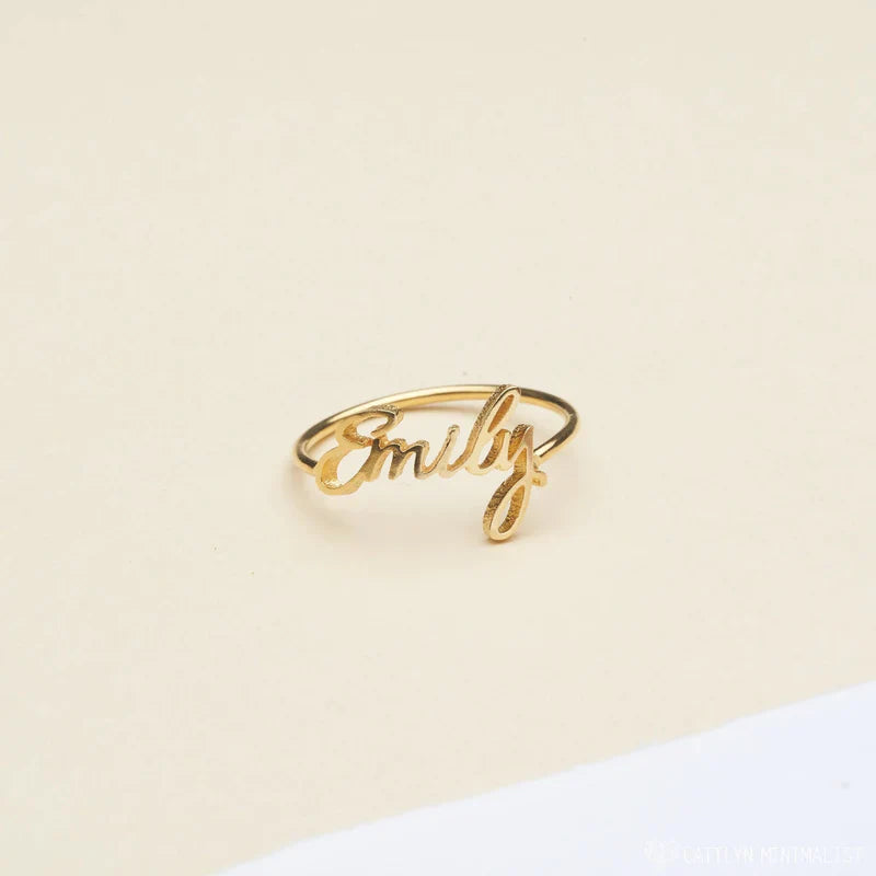 LAVISH GRACE SCRIPT RING